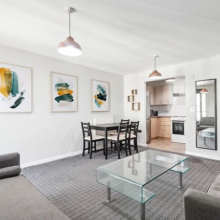 Docklands Cozy View Apartment London Exterior photo